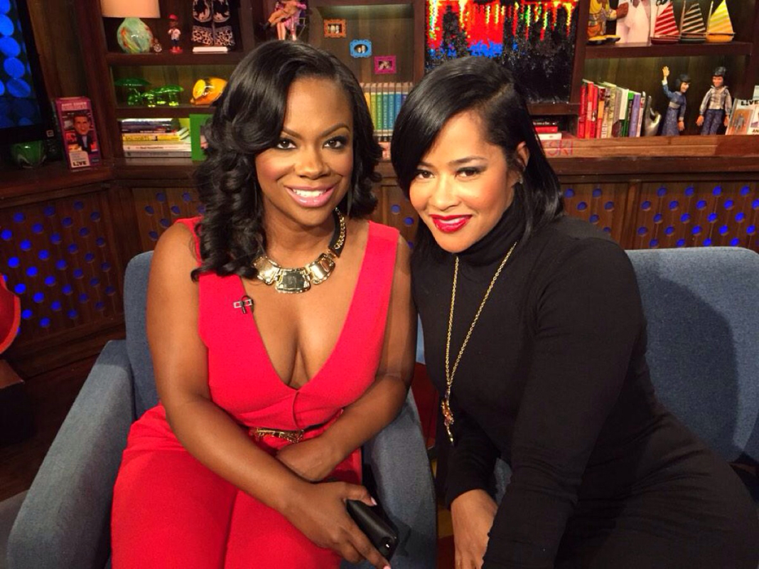 Andy Cohen Welcomes Lisa Wu Kandi Burruss To The Watch What Happens Live Clubhouse Rhoa